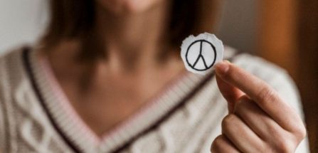 Startup Intuix de Alphaville lançará selo contra violência a mulher